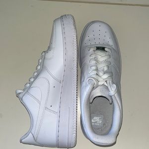 Nike Air Force 1 (AF1)